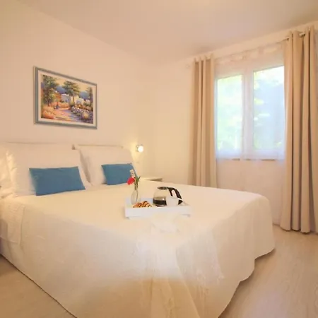 Holiday home Lavanda4 By Interhome Porec